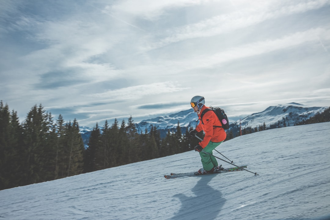 Comment évaluer et améliorer votre niveau au ski pour progresser rapidement