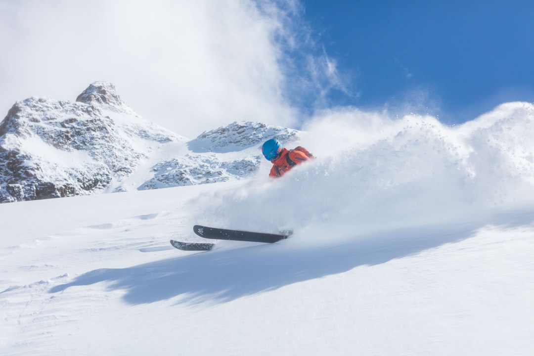 Comment évaluer et améliorer votre niveau ski adulte pour progresser rapidement