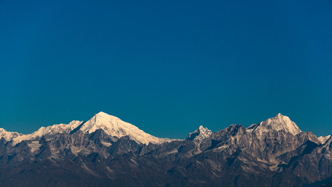 Comment organiser un réveillon inoubliable pour le nouvel an à la montagne en 2025