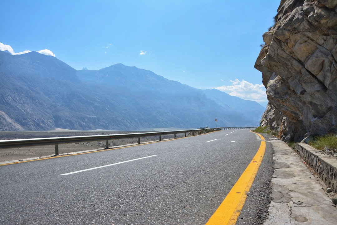 Circulation au col du Lautaret : conditions, fermetures et conseils pour 2025